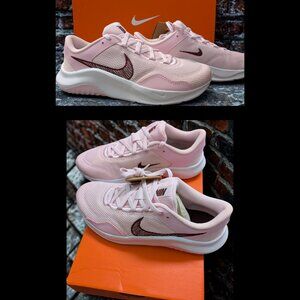 Nike Legend Essential 3 Shoes